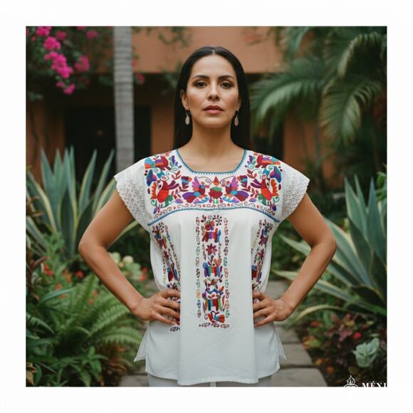 Mexican Embroidered Blouse – Handmade Otomi Floral & Animals Design Large - Picture 2 of 8